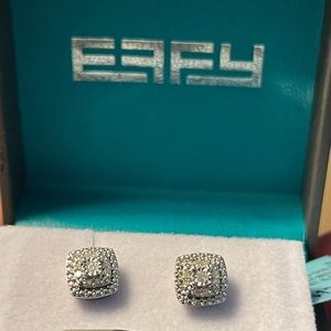 EFFY Sterling Silver DTW 1/10 square diamond post earrings